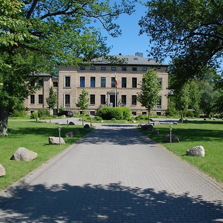 Gutshaus Redewisch Hotel & Restaurant Boltenhagen Kültér fotó
