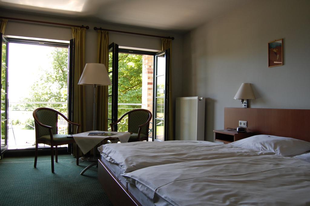 Gutshaus Redewisch Hotel & Restaurant Boltenhagen Kültér fotó