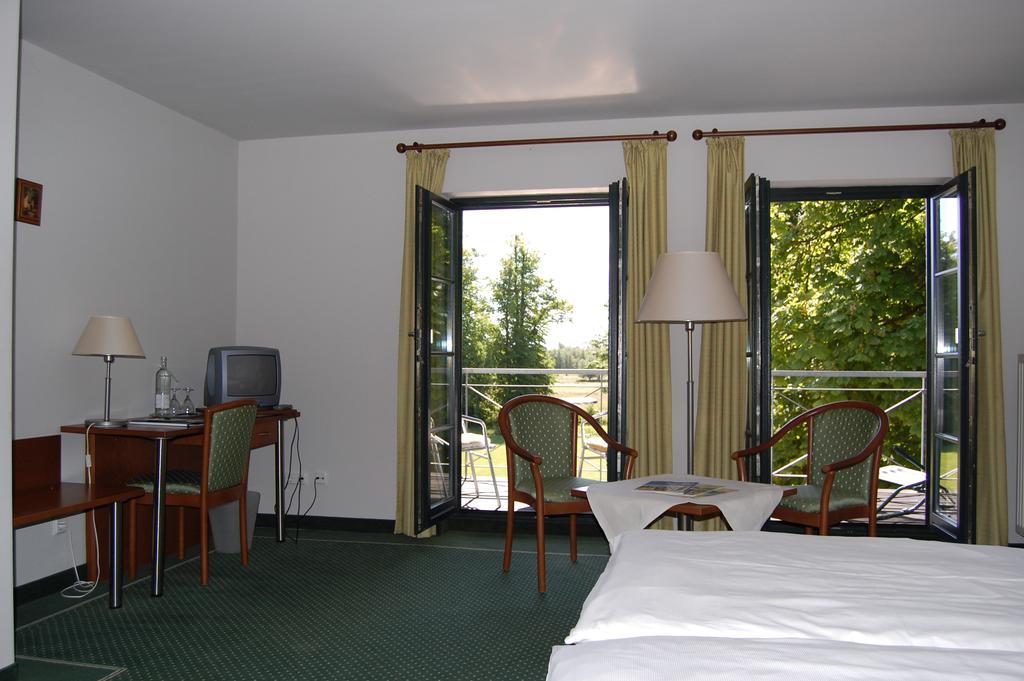 Gutshaus Redewisch Hotel & Restaurant Boltenhagen Kültér fotó