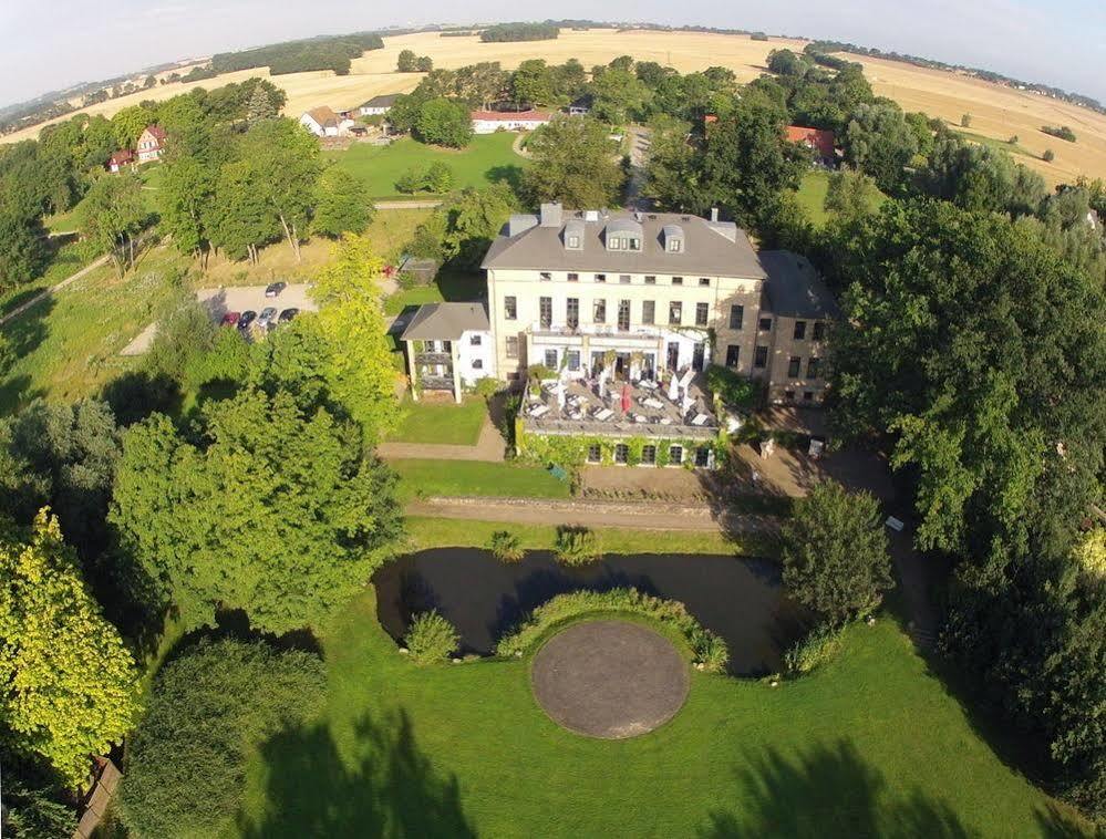Gutshaus Redewisch Hotel & Restaurant Boltenhagen Kültér fotó